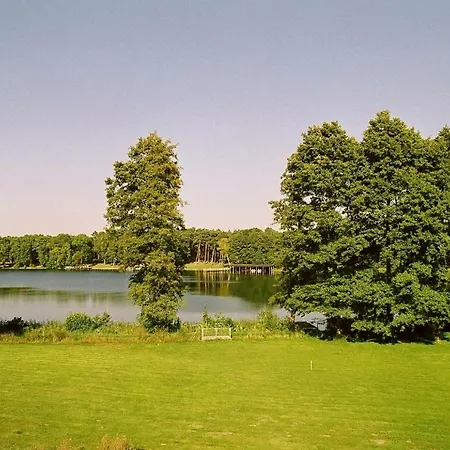 Camping De Luxe Am See Ii Campsite Lubtheen